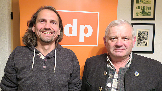 ÖDP-Direktkandidaten im Stimmkreis 111: Markus Gampl (li.) und Rudolf Kühn. ÖDP-Direktkandidaten im Stimmkreis 111: Markus Gampl (li.) und Rudolf Kühn.
